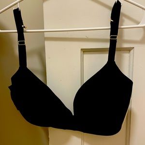 Never worn Lively All Day No Wire Deep V Bra